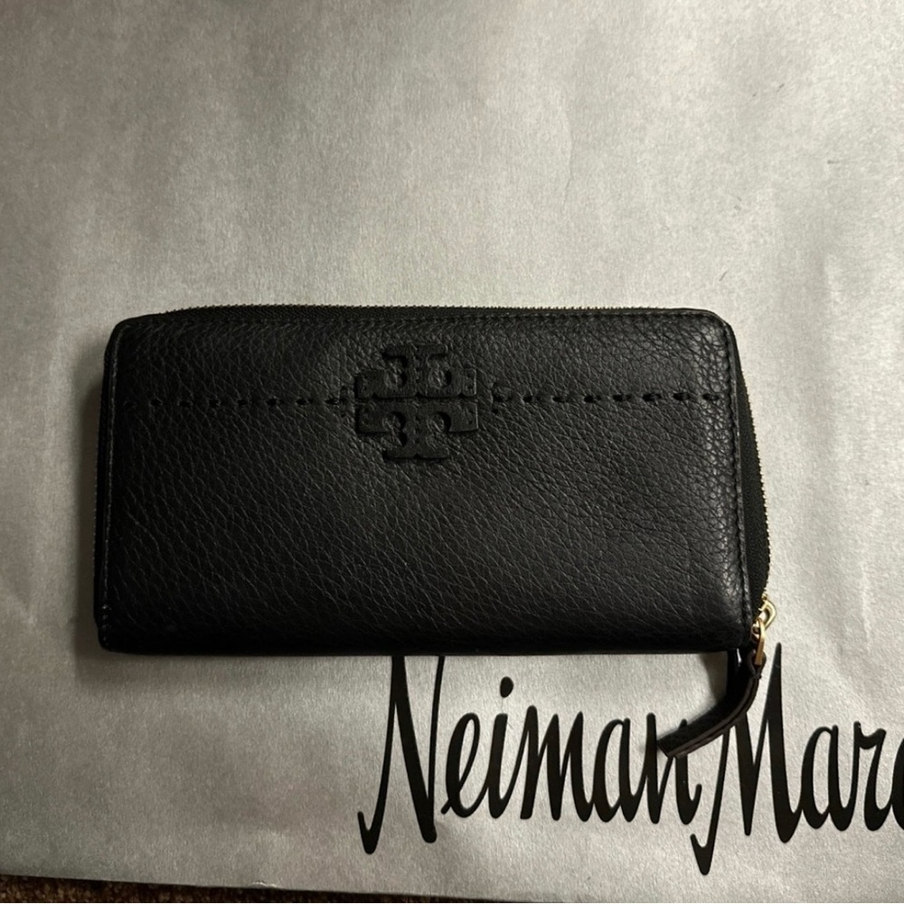 Tory Burch McGraw wallet